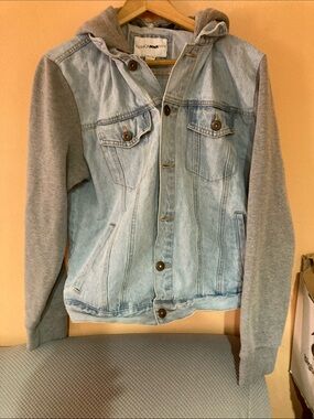 Fashion Nova Men Light Blue Denim Jacket with Gray Hood